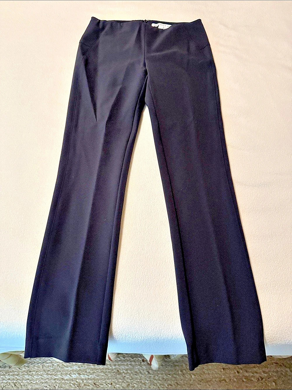 Veronica Beard Black Flare Pants Size 2 Like New